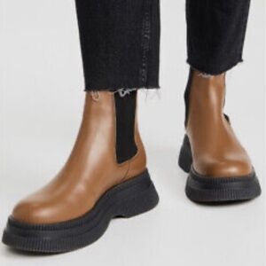 Ganni Leather Chelsea Platform Boots Sz EU 36